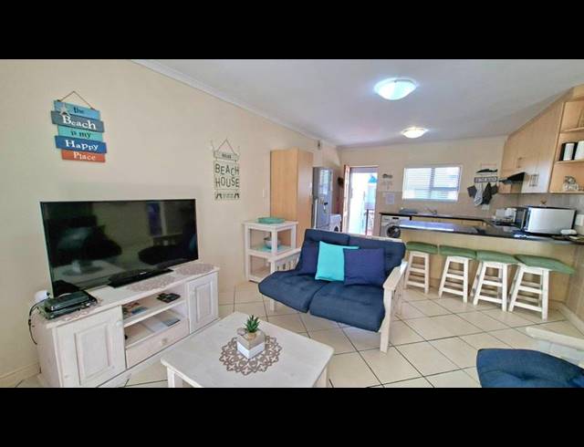 2 BEDROOM APARTMENT FOR SALE IN HARTENBOS